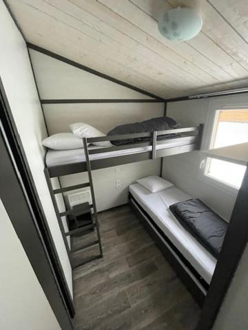 Camping Le Miroir Les Hopitaux-Neufs Esterno foto